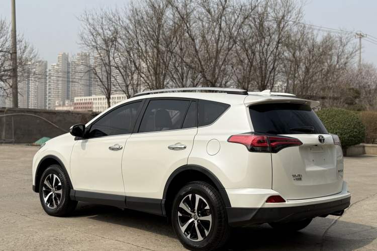 Used Toyota RAV4 2019 2.0L CVT Two-Wheel Drive Pioneer Edition China V Standard Exterior 5