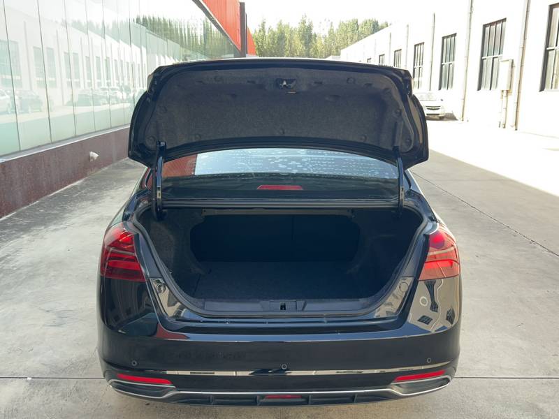 Used Geely Auto Emgrand 2019 Leading Edition 1.5L Manual Luxury Model China VI Standard — 19