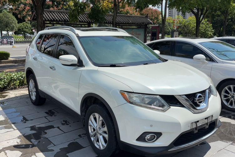 Used Nissan X-Trail 2016 2.0L CVT Smart Enjoyment Version 4WD
