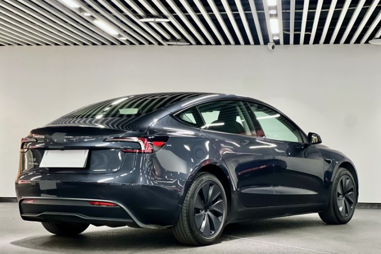 Used Tesla Model 3 2025 Rear-Wheel-Drive Version