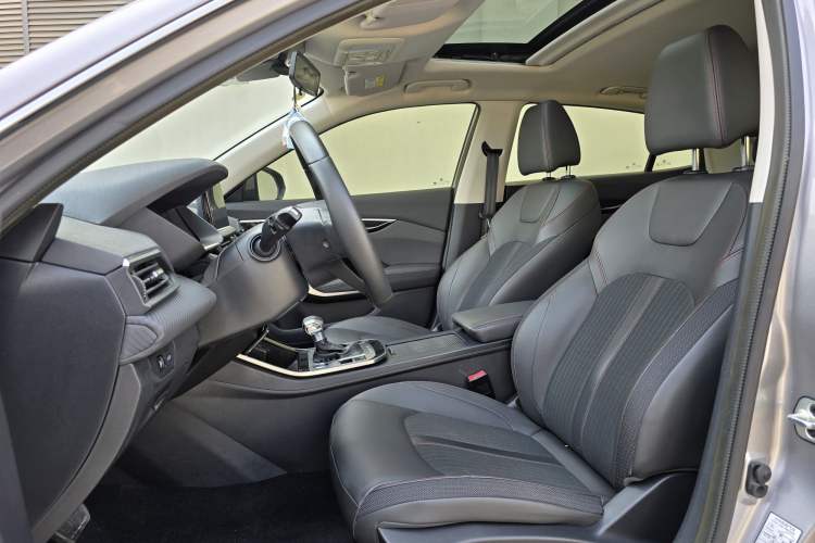 Used Dongfeng Aeolus Yixuan 2020 230T Automatic Cool Track Edition
