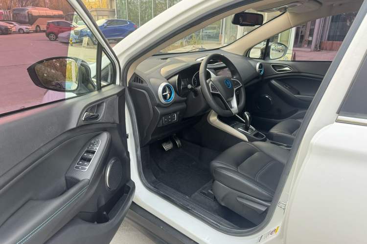 Used BYD Yuan New Energy 2018 EV360 Smart Connect Cool Edition
