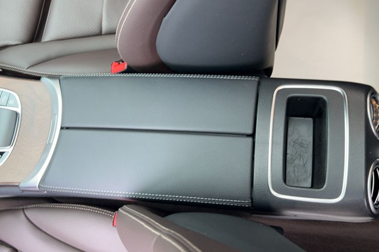 Used Mercedes-Benz GLC 2022 Refreshed GLC 300 L 4MATIC Dynamic Edition Prestige Version Interior 3