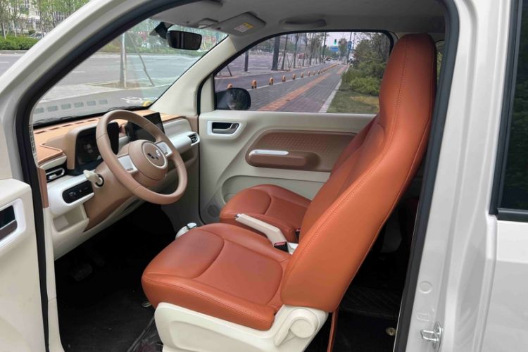 Used Wuling Hongguang MINIEV 2024 3rd Generation 215km Youth Edition Interior 8