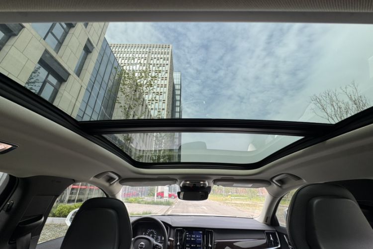 Used Volvo S90 2017 T5 Zhiyuan Edition
