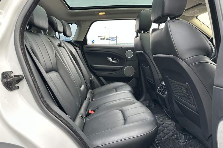 Used Land Rover Range Rover Evoque 2016 2.0T SE Smart Glow Edition