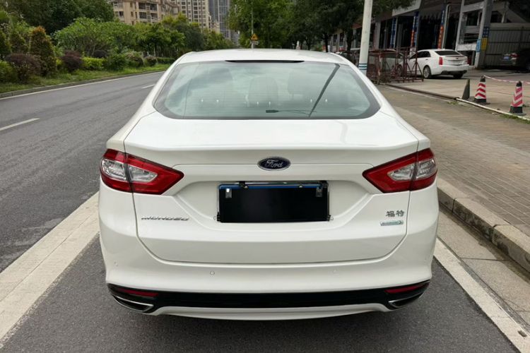 Used Ford Mondeo 2013 2.0L GTDi 200 Fashion Edition Exterior 5