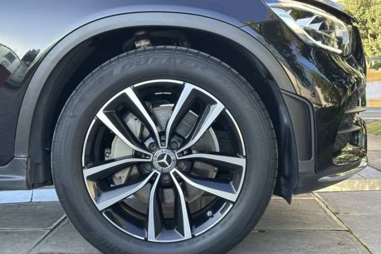 Used Mercedes-Benz GLC 2020 Facelift GLC 300 L 4MATIC Dynamic Edition
