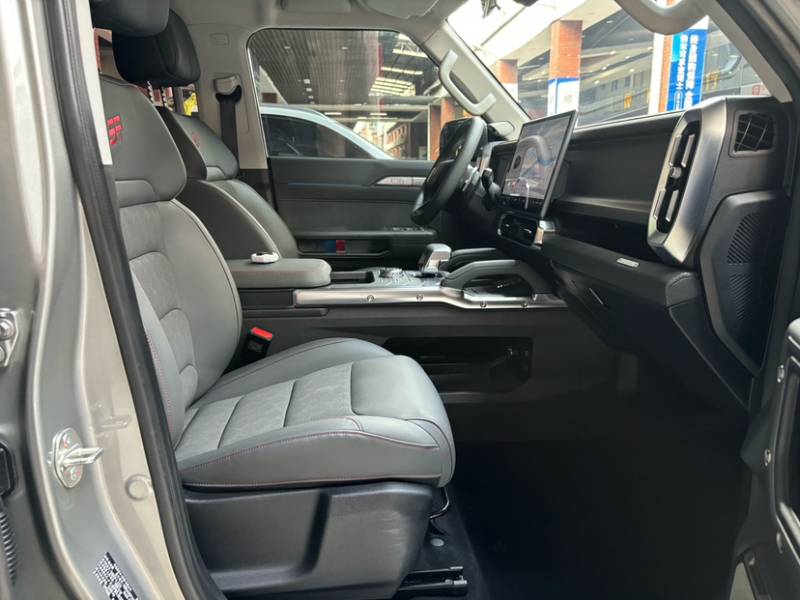 Used JETOUR Traveler 2023 2.0T All-Wheel-Drive CrossPRO — 26