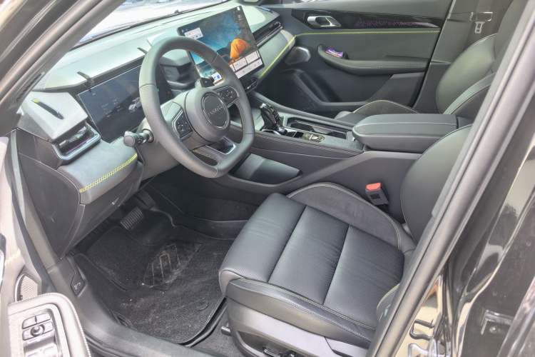 Used Lynk & Co 03 2026 Model 1.5TD DCT Halo Exterior 3