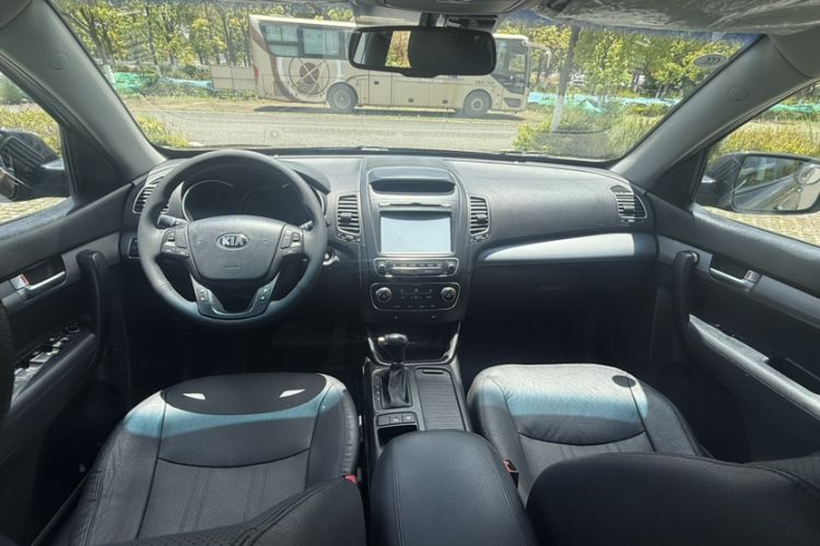 Used Kia Sorento 2013 2.2T 7-seat Diesel Luxury Edition
