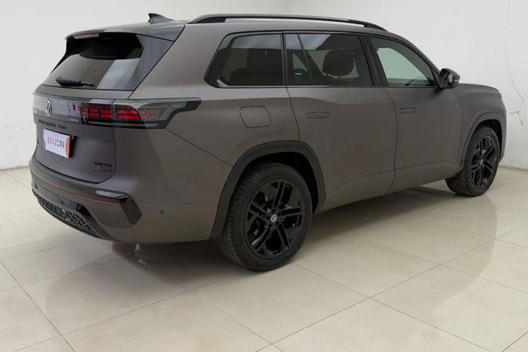 Used Volkswagen Teramont 2025 Tiguan Pro 450TSI Four-Wheel Drive Summit Edition Exterior 4