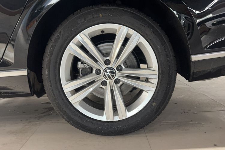 Used Volkswagen Magotan 2025 Zhongxiang Version 280TSI DSG Comfort Edition