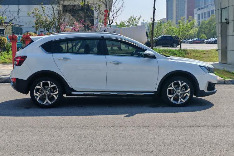 Used Geely Auto Vision S1 2018 1.5L CVT FENGXING Model Exterior 4