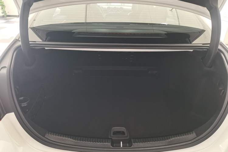 Used Mercedes-Benz C-Class 2023 C 200 L Sport Edition
