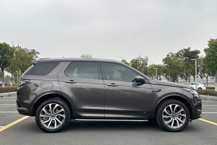 Used Land Rover Discovery Sport 2022 249 PS Metropolitan Edition 5 Seats