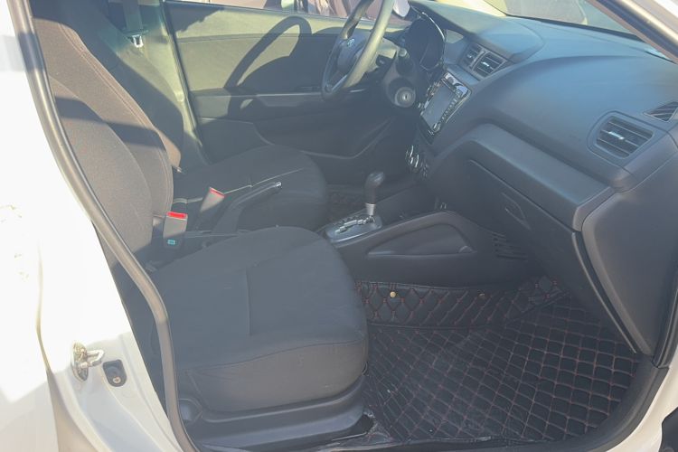 Used Kia K2 2012 Sedan 1.4L Automatic GLS Commemorative Edition
