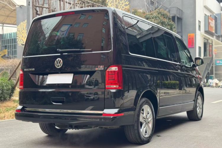 Used Volkswagen Multivan 2017 2.0 TSI 4x4 Prestige Edition 7-Seater