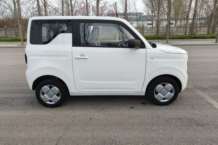 Used Geely Galaxy Panda 2024 Panda Mini 200km Endurance Bear Exterior 3