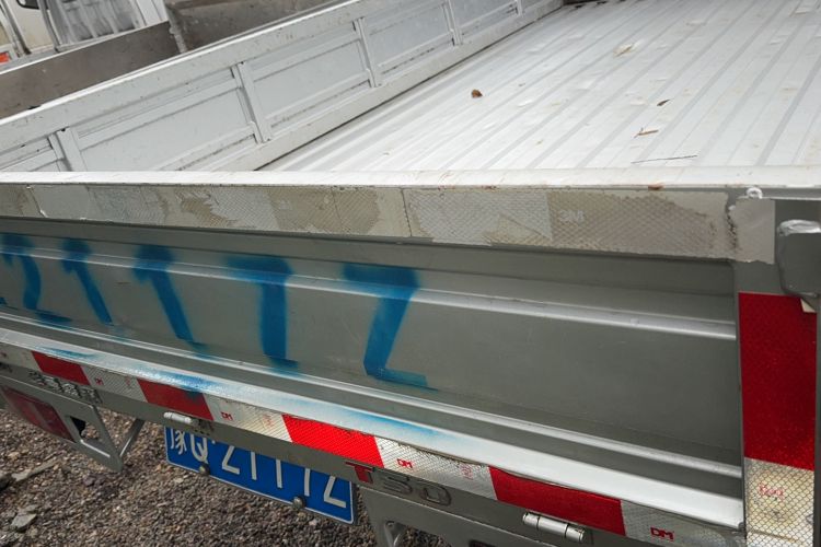 Used Jinbei T5 2022 1.6L Standard Version Rear Dual Wheels 3.4 Meters China VI SWD16M