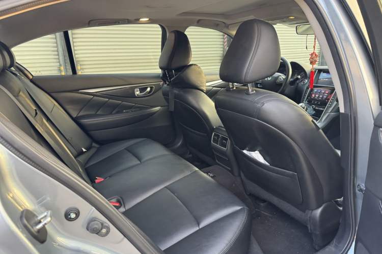 Used Infiniti Q50L 2015 2.0T Comfort Edition