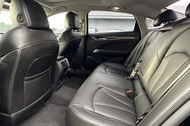 Used Buick LaCrosse 2021 652T Luxury Model
