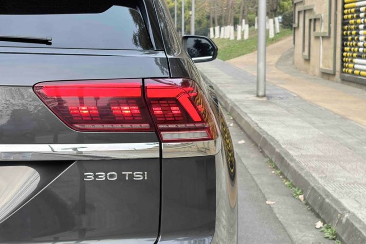 Used Volkswagen Teramont X 2022 330TSI Two-Wheel-Drive Luxury Edition
