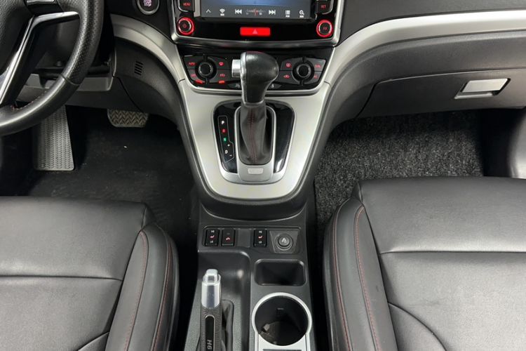 Used Haval H6 2015 Sport Edition 1.5T Automatic Two-Wheel Drive Luxury Model
