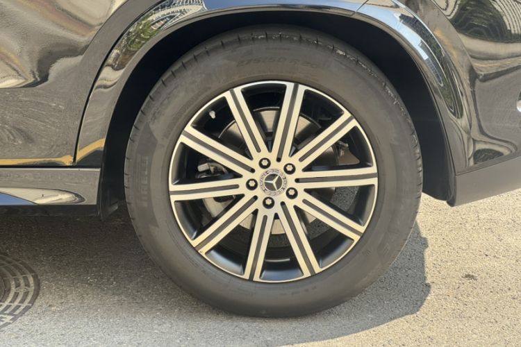 Used Mercedes-Benz GLE 2025 GLE 350 4MATIC Stylish Model
