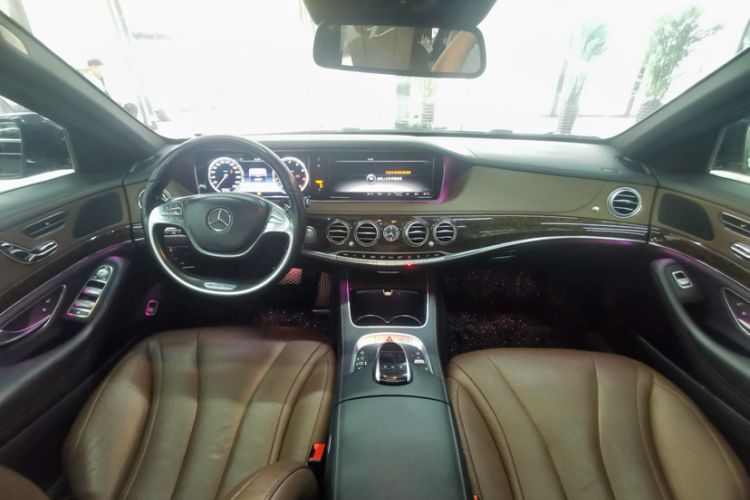 Used Mercedes-Benz S-Class 2014 S 320 L Business Model Interior 1