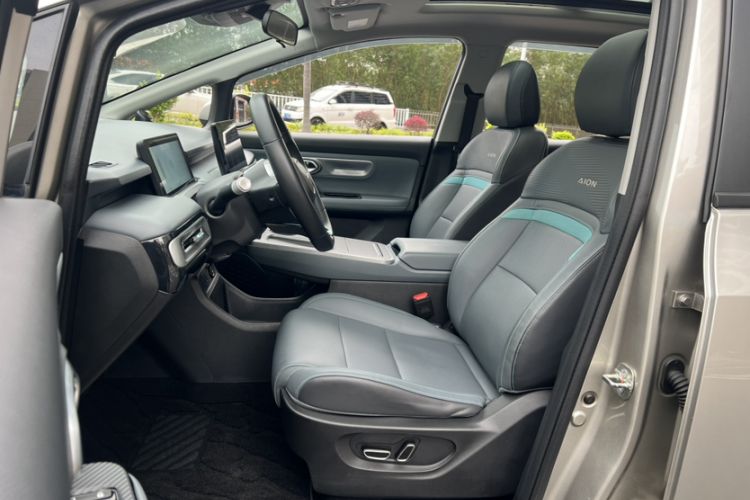 Used AION Y 2023 Plus 510 Smart Edition