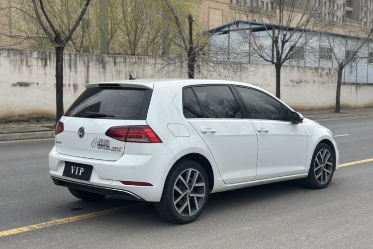 Used Volkswagen Golf 2020 Zhiai Edition 200TSI DSG Comfortable & Ambitious Version