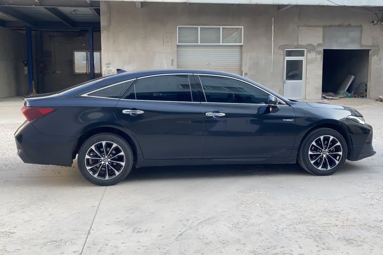 Used Toyota Avalon 2022 Dual-Engine 2.5L Luxury Edition
