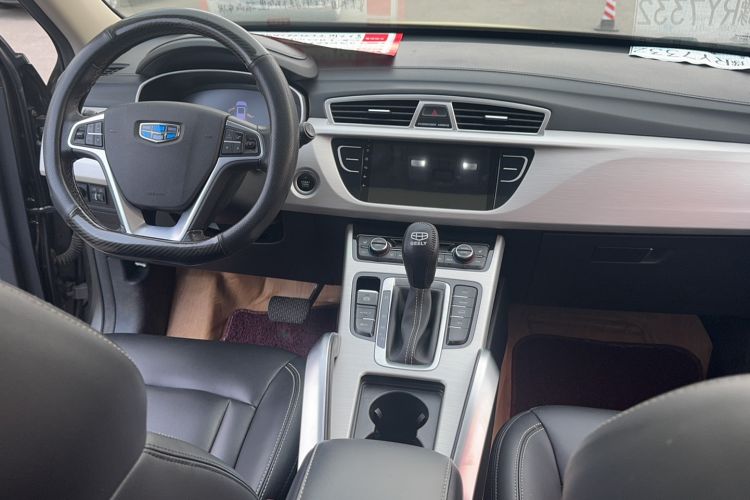 Used Geely Auto Emgrand X7 Sport 2018 1.8TD Automatic Two-Wheel Drive Smart Connect 4G Internet Edition
