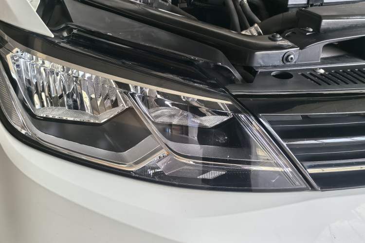 Used Volkswagen Lamando 2015 280TSI DSG Comfort Edition