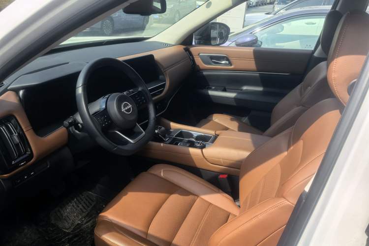 Used Nissan Pathfinder 2024 380 VC-TURBO Four-Wheel Drive Intelligent Driving Version 6 Seats Left Front Seat