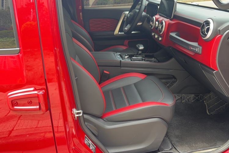 Used BAIC Off-Road BJ40 2020 2.0T Automatic Two-Wheel Drive Urban Hunter Edition Chivalrous Type
