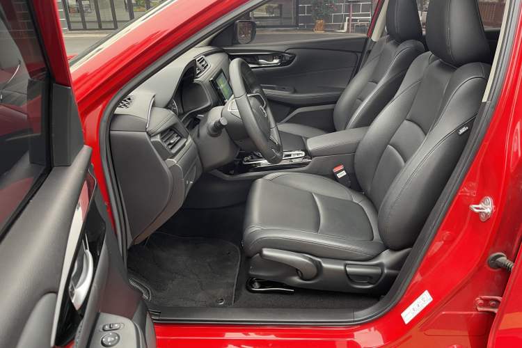 Used Honda Envix 2022 180TURBO CVT Comfort Version
