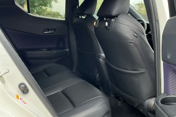 Used Toyota C-HR 2018 2.0L Leading Edition China V-standard Interior 5