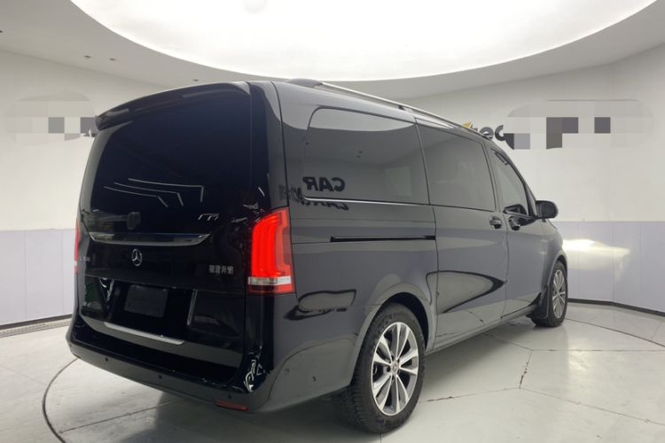 Used Mercedes-Benz V-Class 2022 V 260 Avantgarde Edition