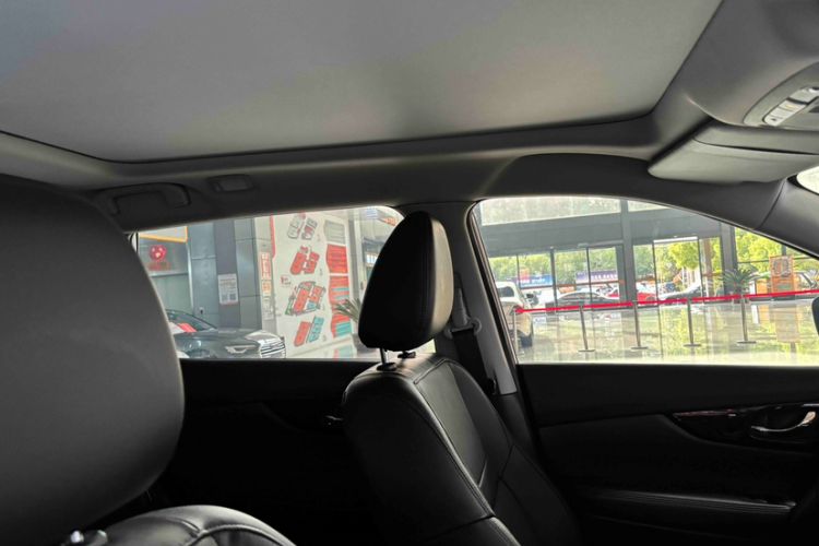 Used Nissan X-Trail 2023 Classic 2.0L Two-Wheel Drive Smart Connect & Comfort Edition
