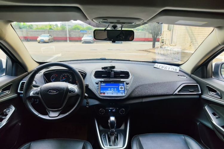 Used Ford Escort 2017 Happiness Edition 1.5L Automatic Fashion Version Interior 1