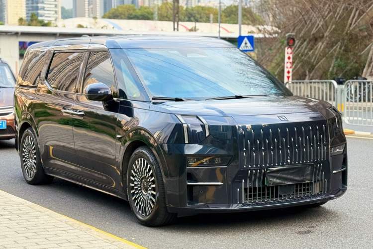 Used Zeekr 009 2022 WE Edition Exterior 2