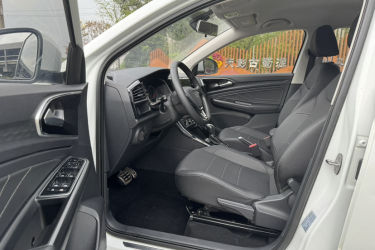 Used Jetta VS5 2019 280TSI Automatic Enjoyment Model
