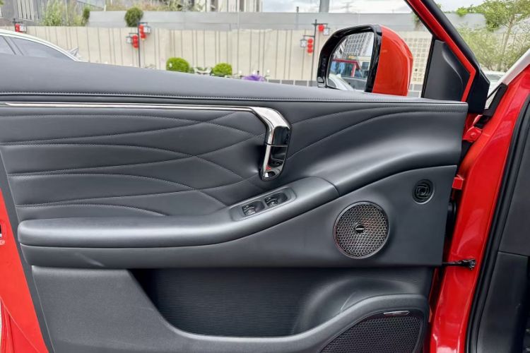 Used AION V 2024 Aion Tyrannosaurus 650 LiDAR Edition
