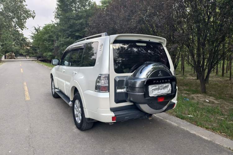 Used Mitsubishi Pajero 2019 3.0L Automatic Comfort Edition

