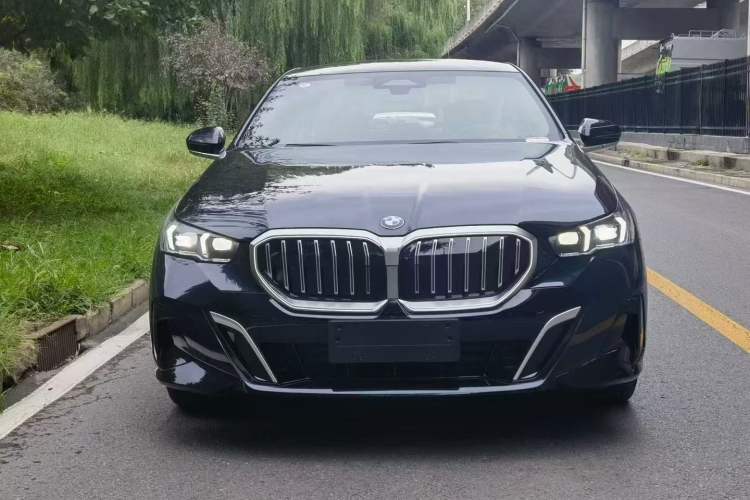 Used BMW 5 Series 2024 530Li Leading Model M Sport Package