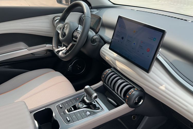 Used BYD Yuan PLUS 2024 Honor Edition 430KM Beyond Model Interior 3