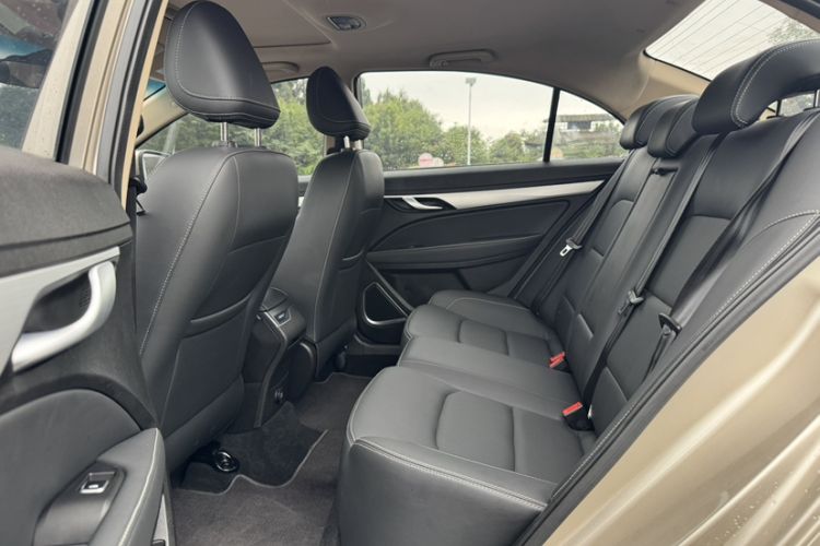 Used Geely Auto Emgrand 2018 1.5L Manual Upward Connect Edition
