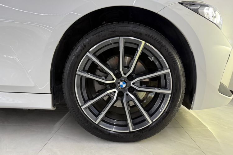 Used BMW 3 Series 2024 320Li M Sport Package Exterior 5